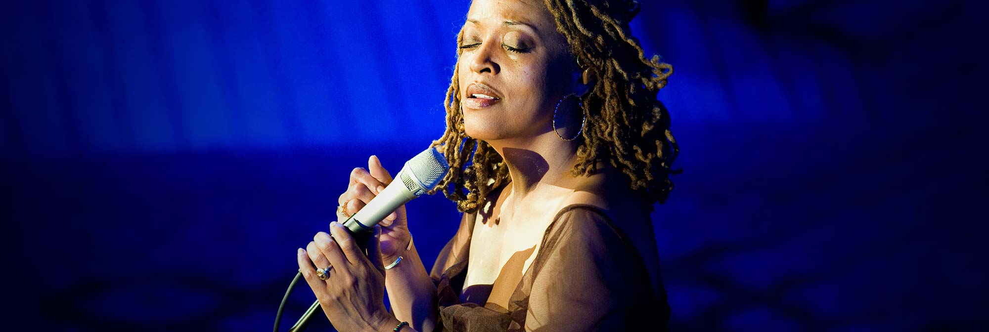 Cassandra Wilson Blue Light Til Dawn Everything Jazz